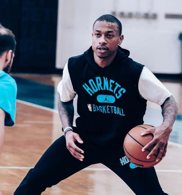 某知名篮球 某知名篮球