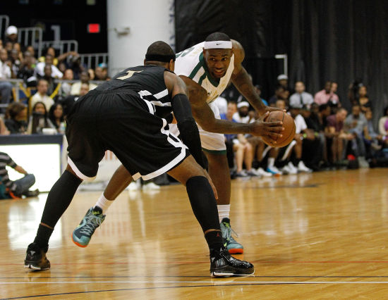 邓卓翔的情 邓卓翔的情