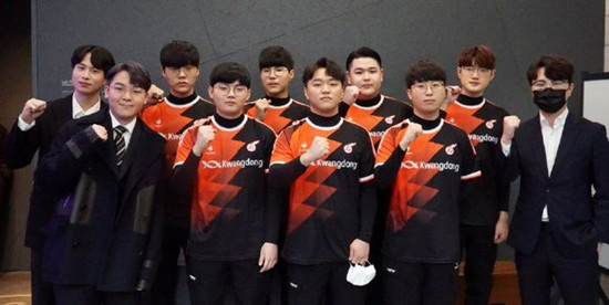 射击新作正 射击新作正